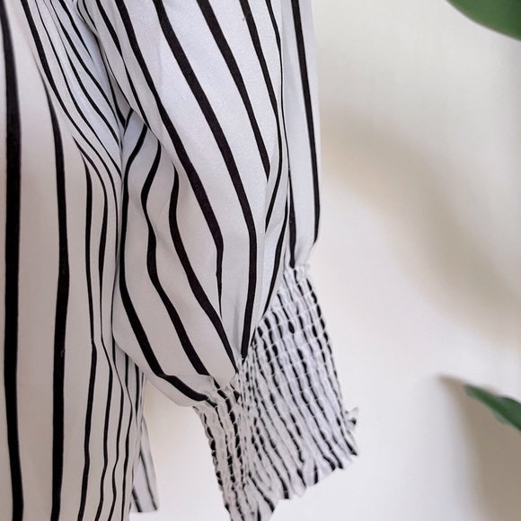 Striped Blouse / Coverup - Picture 4 of 5